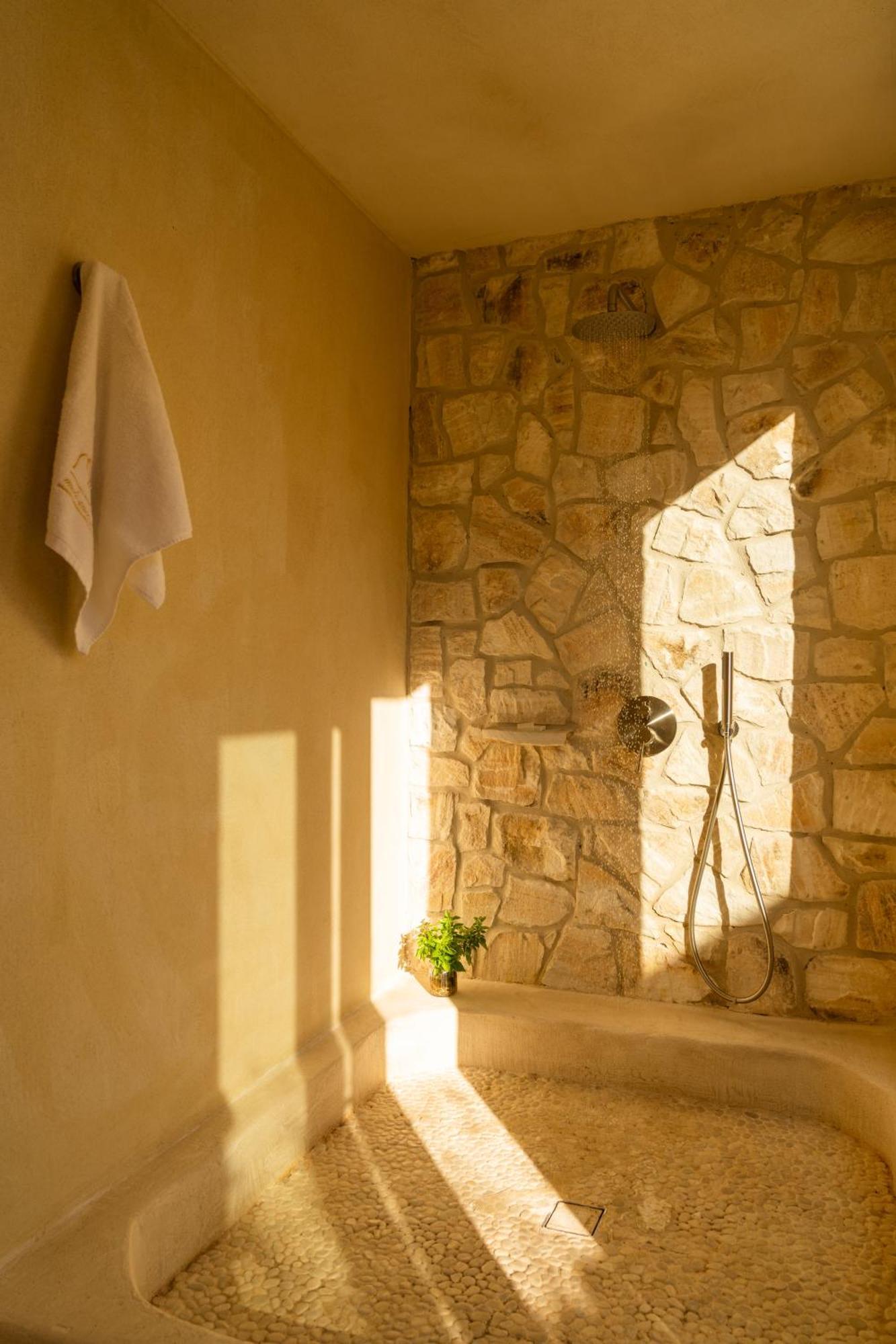Meli Suites Isle - Adults Only Skala Potamia  Room photo