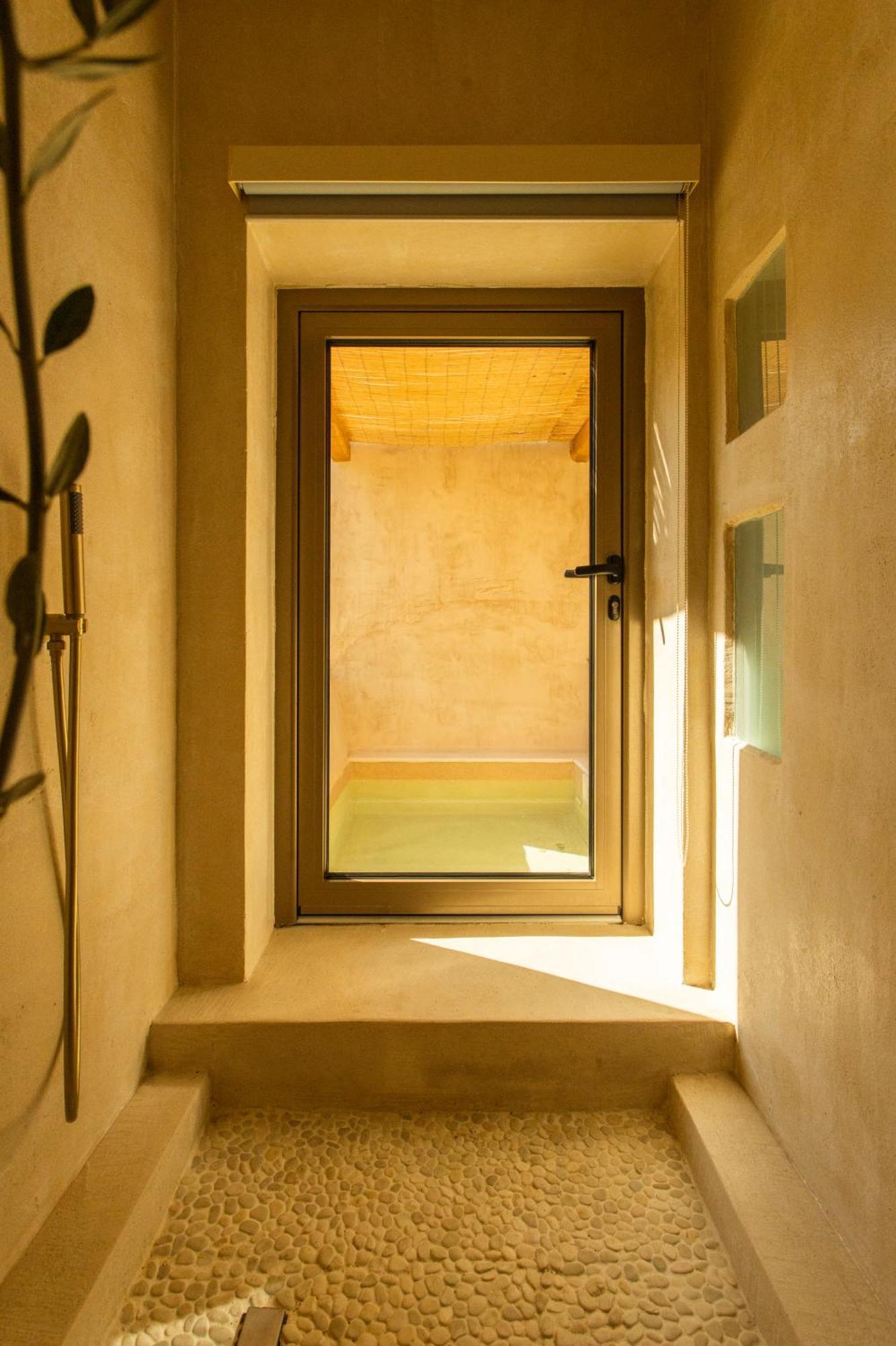 Meli Suites Isle - Adults Only Skala Potamia  Room photo